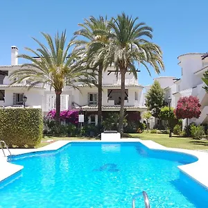 Naranjos Close To Puerto Banus Apartamento